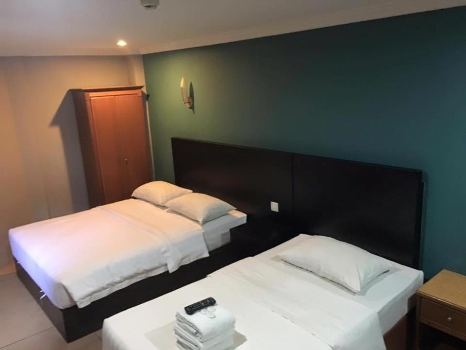 River Park Hotel Sibu Exterior photo