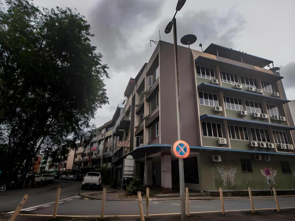 River Park Hotel Sibu Exterior photo