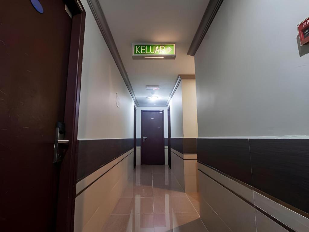 River Park Hotel Sibu Exterior photo