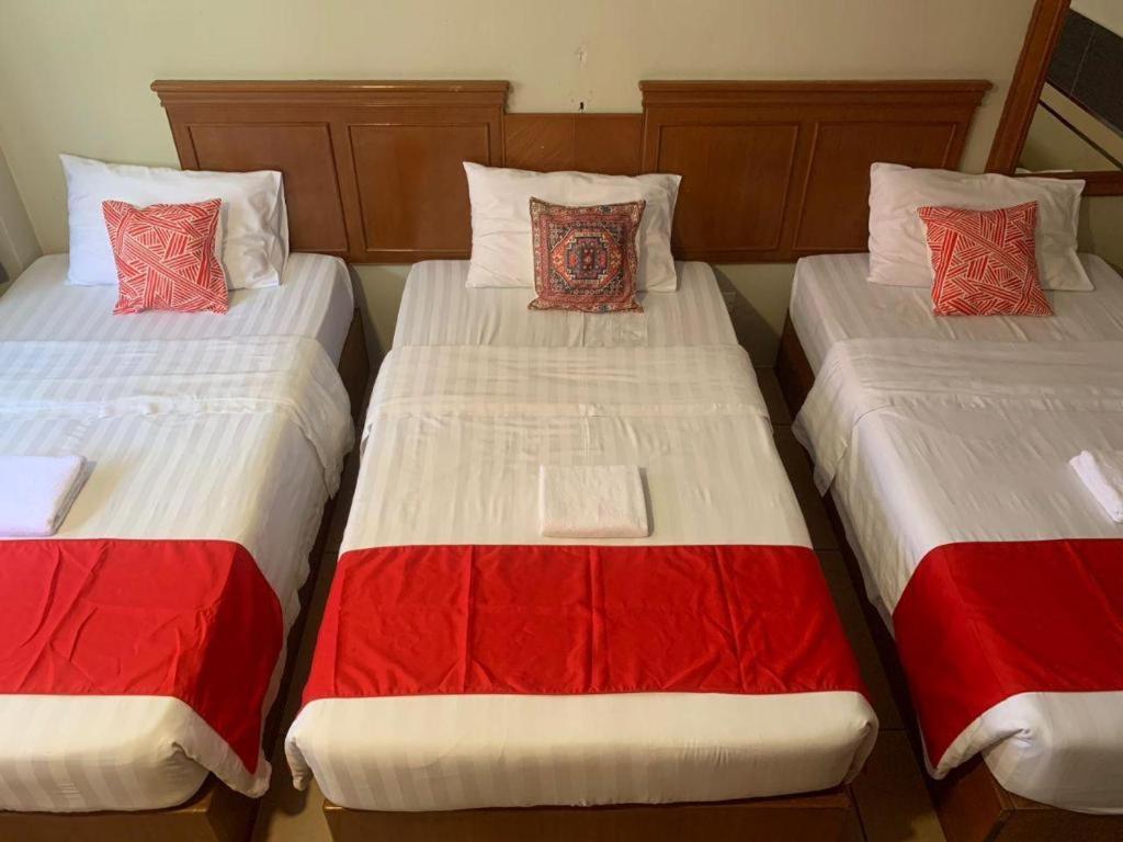 River Park Hotel Sibu Exterior photo