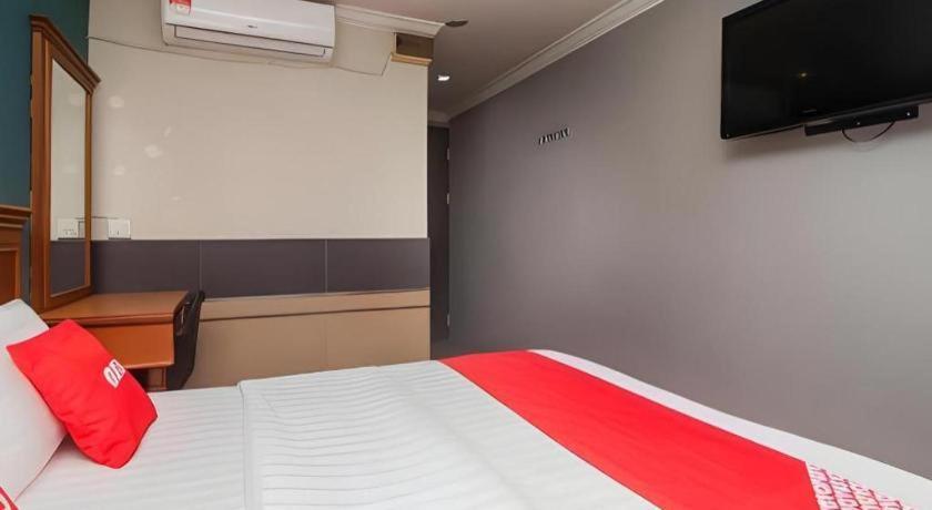 River Park Hotel Sibu Exterior photo